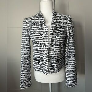 Gorgeous Calvin Klein blazer!